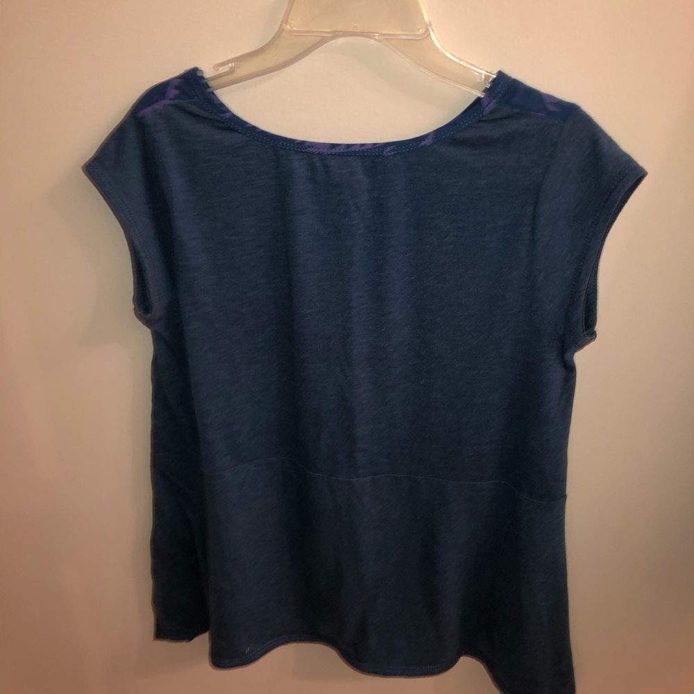 Blouse - Picture 2 of 4